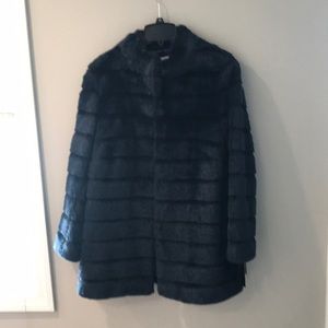 Laundry by Shelly Segal faux fur coat